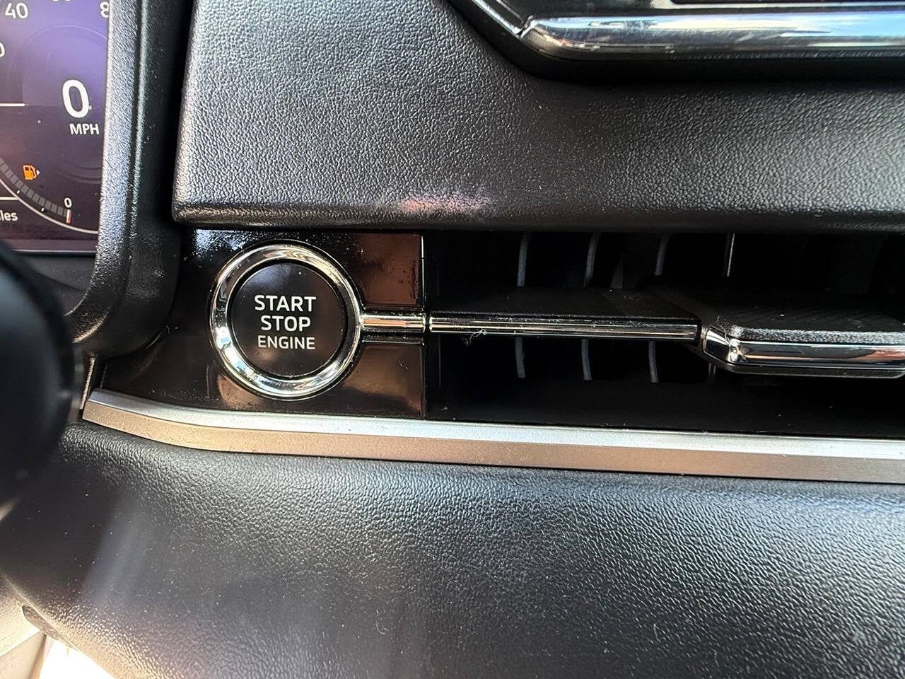 2023 Mitsubishi Outlander SE AWD 4dr SUV