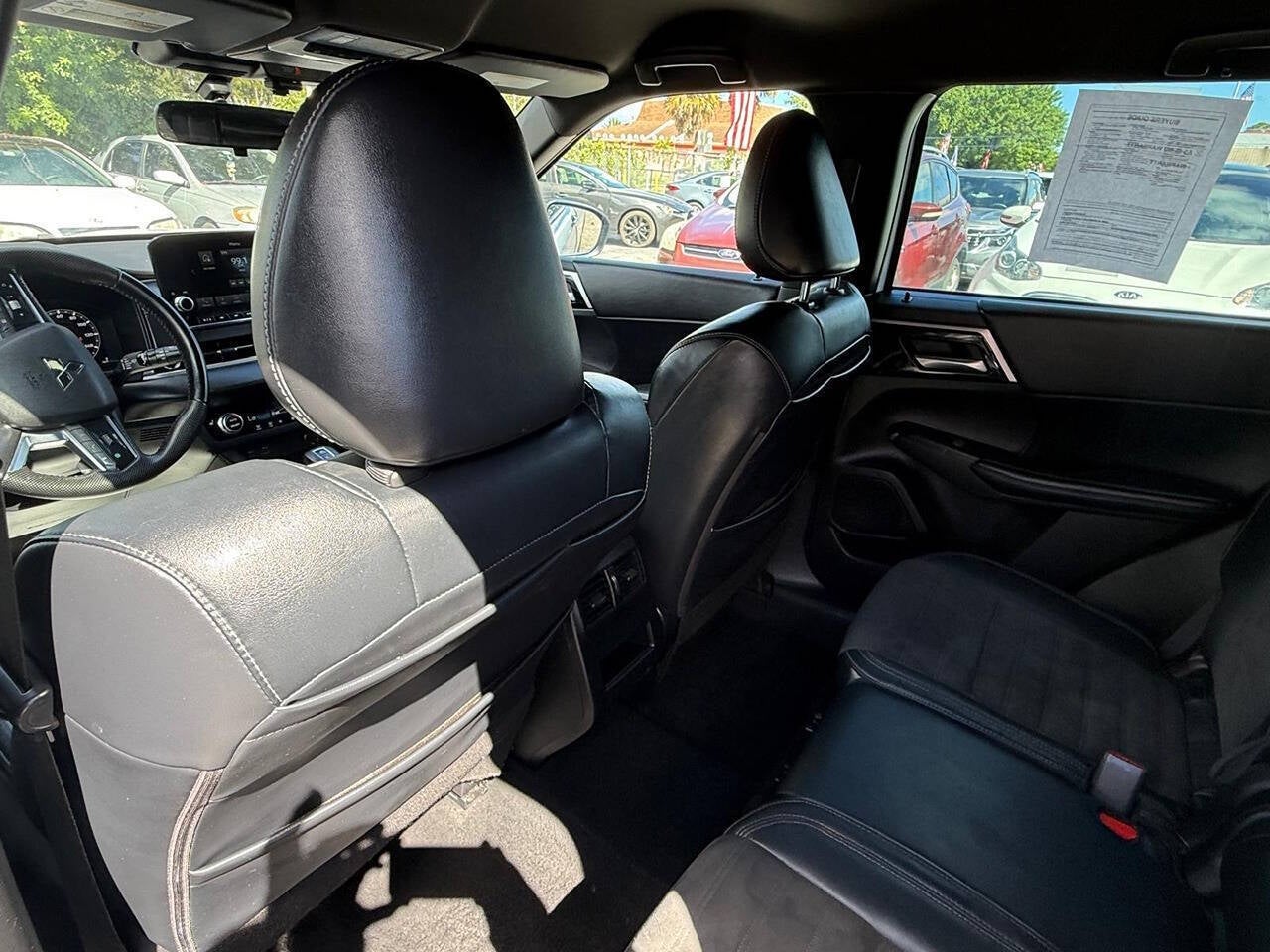 2023 Mitsubishi Outlander SE AWD 4dr SUV