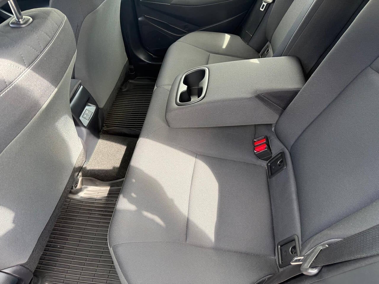 2025 Toyota Corolla Hybrid LE 4dr Sedan