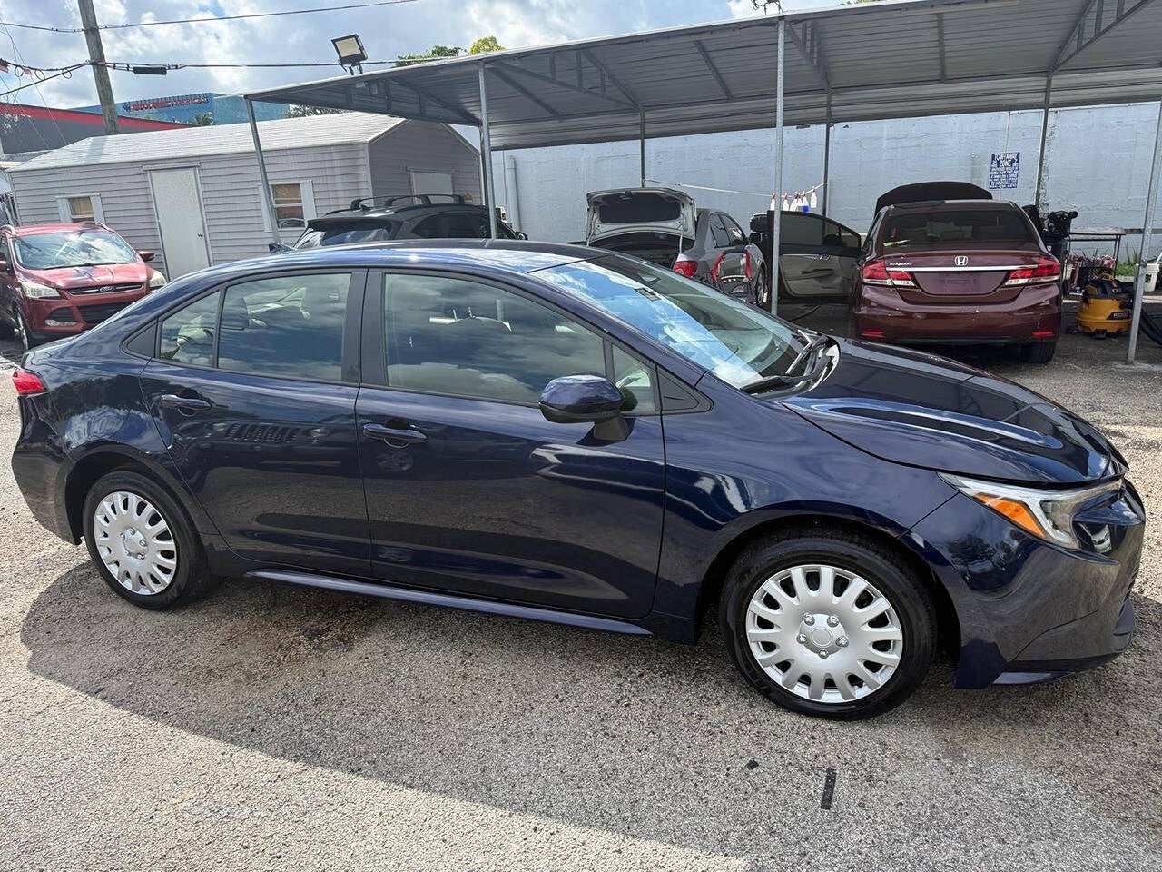 2025 Toyota Corolla Hybrid LE 4dr Sedan