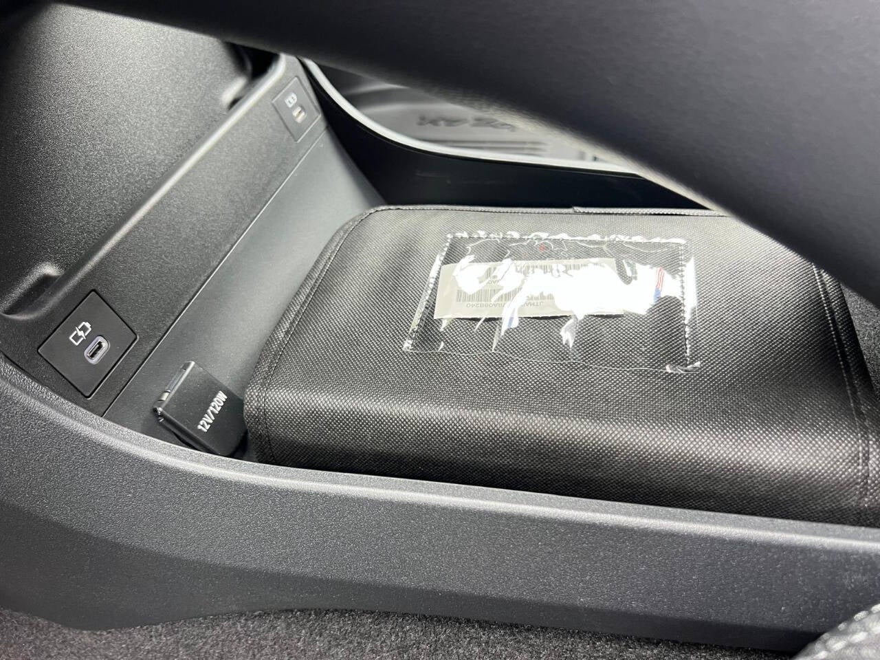 2024 Toyota bZ4X XLE AWD 4dr Crossover