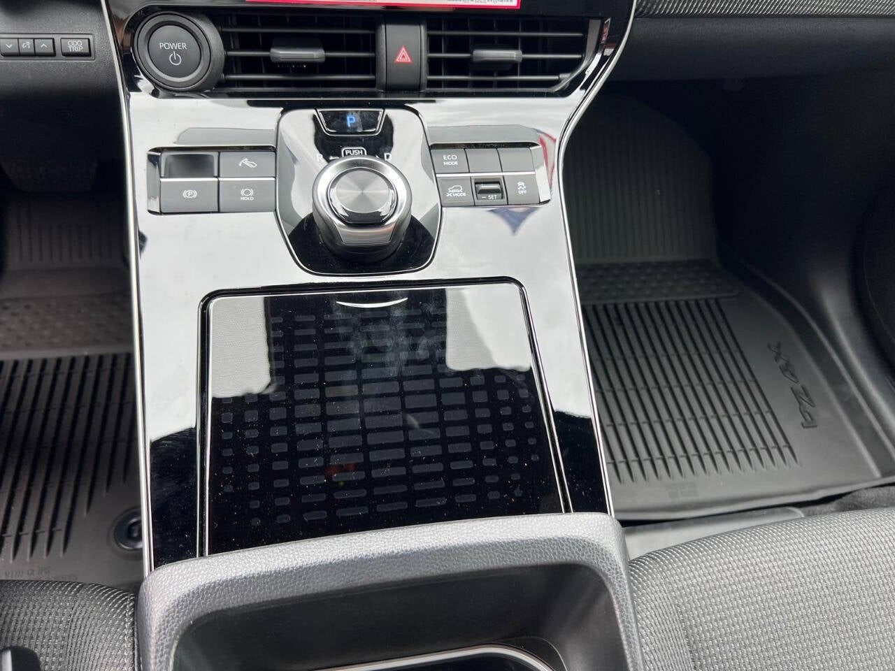 2024 Toyota bZ4X XLE AWD 4dr Crossover