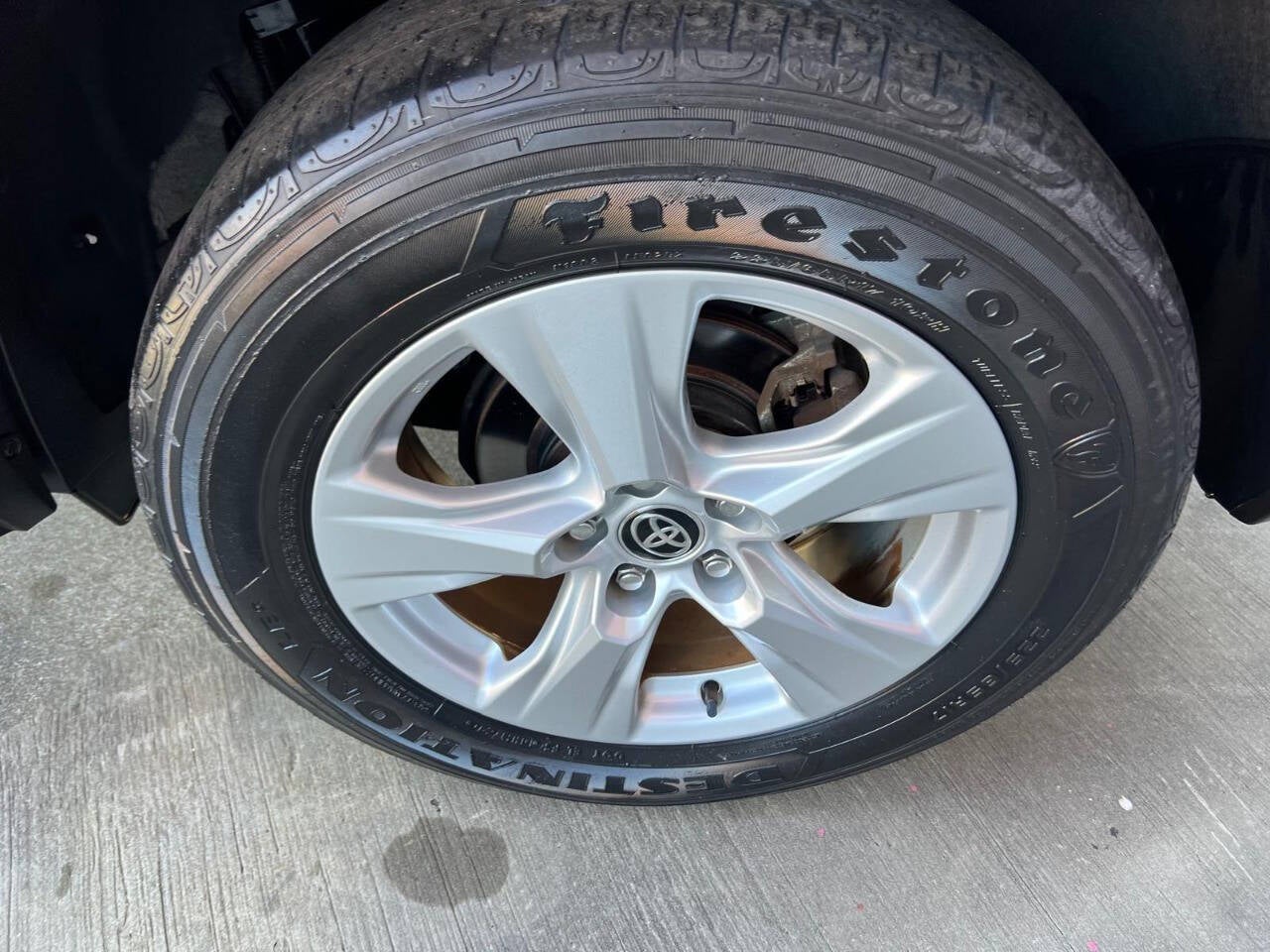 2020 Toyota RAV4 XLE 4dr SUV