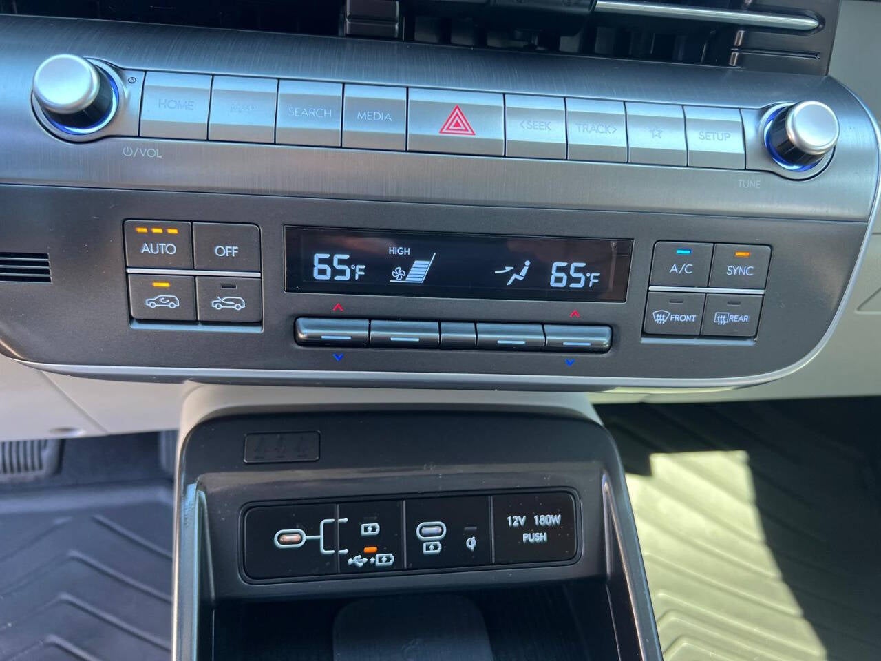 2024 Hyundai Kona SEL 4dr Crossover