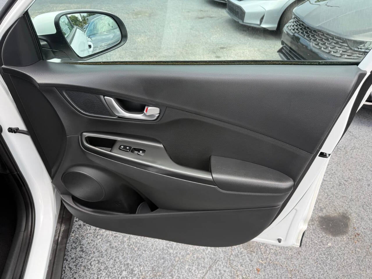 2023 Hyundai Kona SEL 4dr Crossover