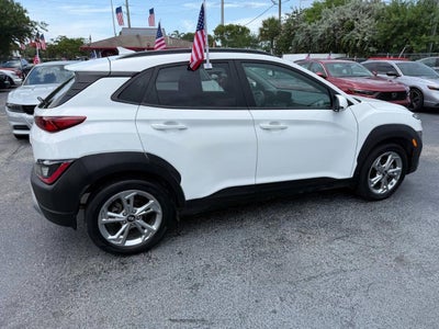2023 Hyundai Kona SEL 4dr Crossover