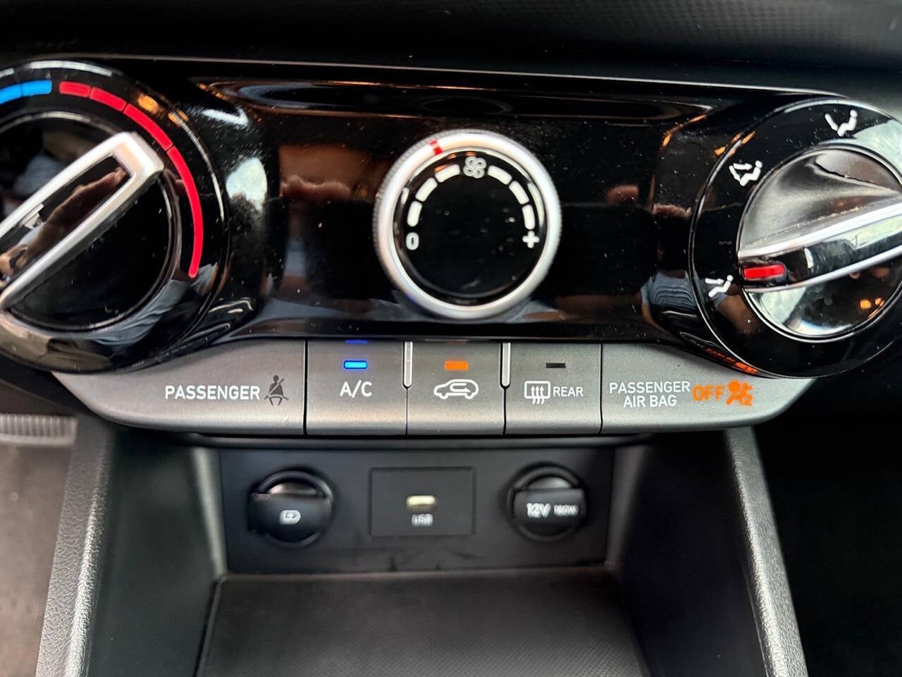 2023 Hyundai Kona SEL 4dr Crossover