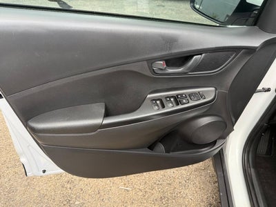 2023 Hyundai Kona SEL 4dr Crossover