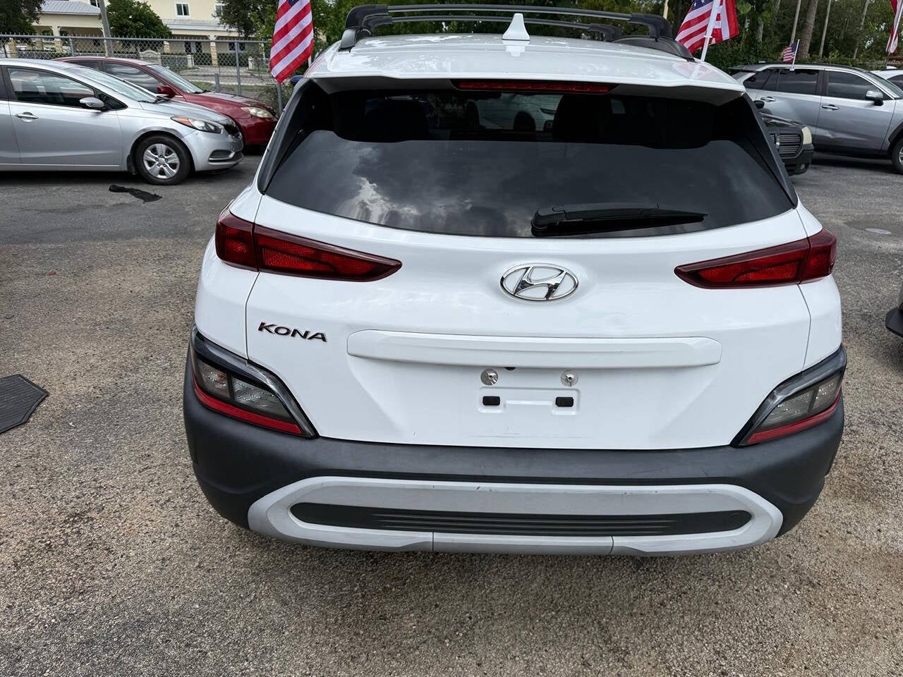 2023 Hyundai Kona SEL 4dr Crossover