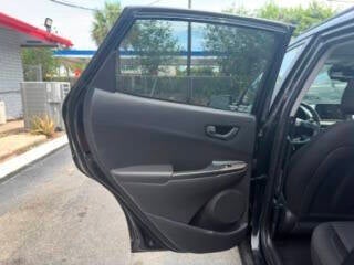 2023 Hyundai Kona SEL AWD 4dr Crossover
