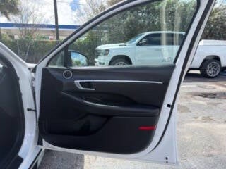 2023 Hyundai Sonata SEL 4dr Sedan