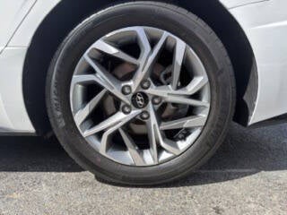 2023 Hyundai Sonata SEL 4dr Sedan