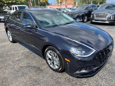 2023 Hyundai Sonata SEL 4dr Sedan