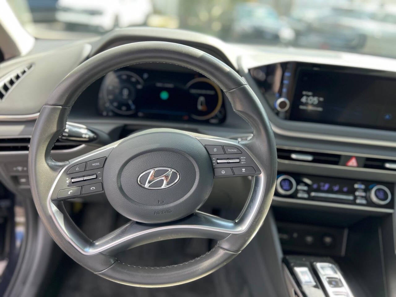 2023 Hyundai Sonata SEL 4dr Sedan