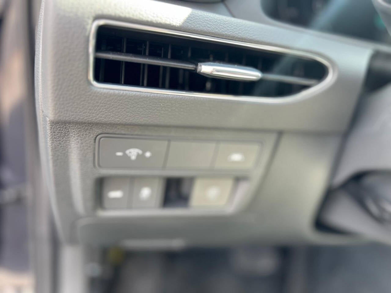 2023 Hyundai Sonata SEL 4dr Sedan