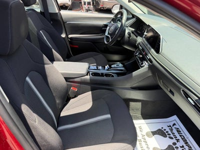 2023 Hyundai Sonata SEL 4dr Sedan
