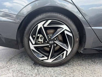 2025 Hyundai Sonata SEL Convenience 4dr Sedan