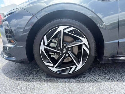 2025 Hyundai Sonata SEL Convenience 4dr Sedan