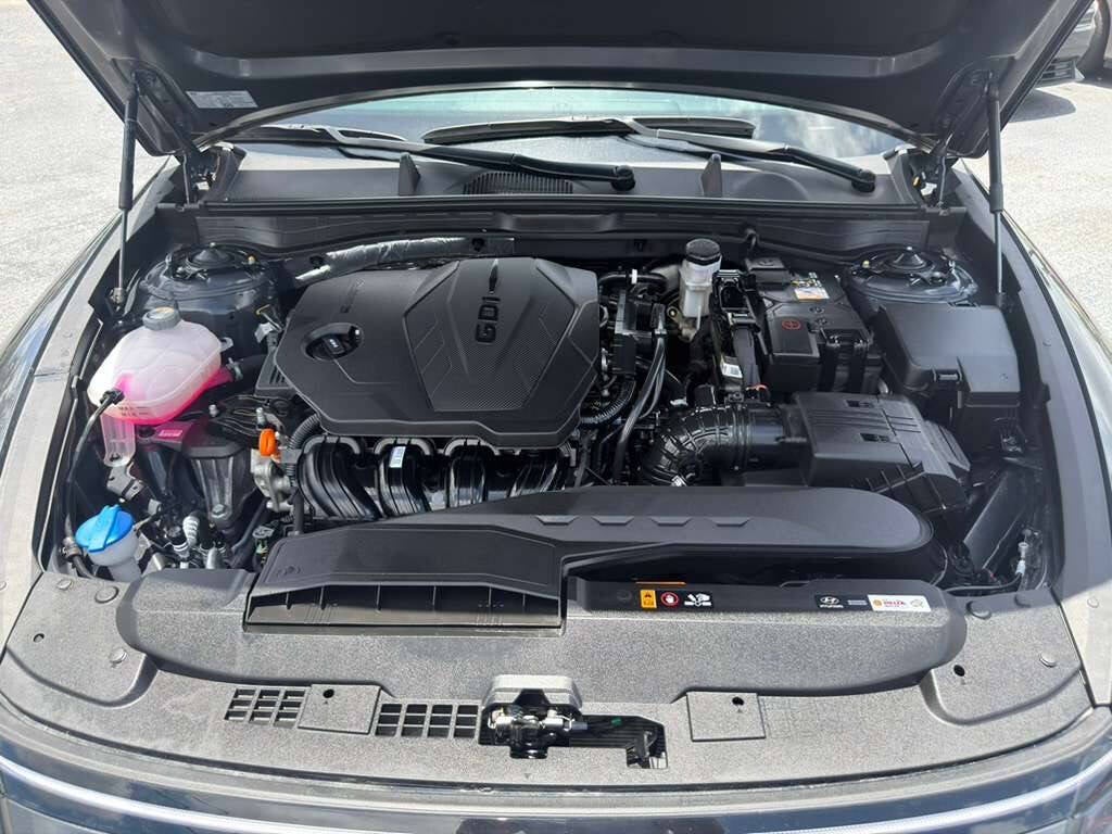 2025 Hyundai Sonata SEL Convenience 4dr Sedan