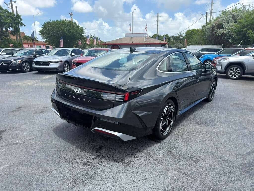 2025 Hyundai Sonata SEL Convenience 4dr Sedan