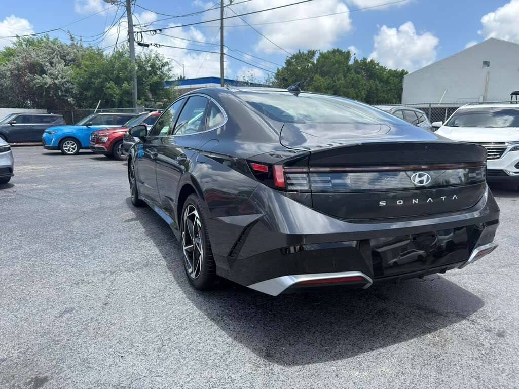 2025 Hyundai Sonata SEL Convenience 4dr Sedan