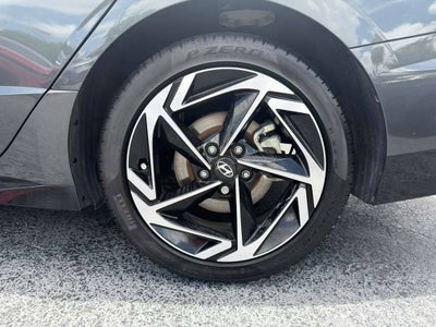 2025 Hyundai Sonata SEL Convenience 4dr Sedan