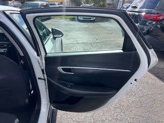 2022 Hyundai Sonata SEL 4dr Sedan