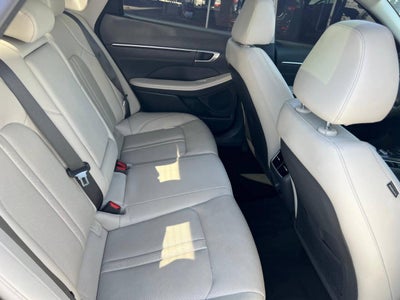 2022 Hyundai Sonata Limited 4dr Sedan