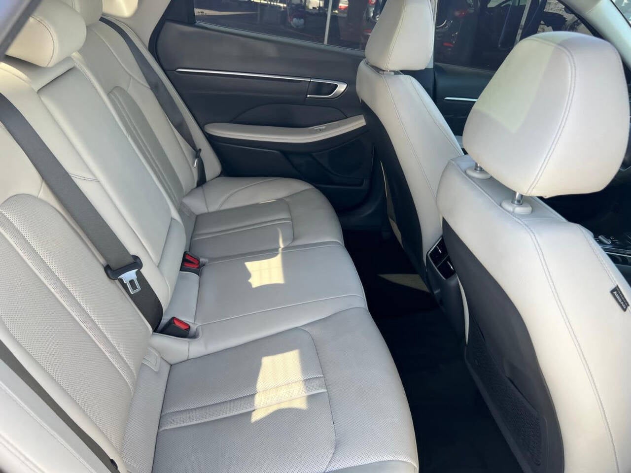 2022 Hyundai Sonata Limited 4dr Sedan