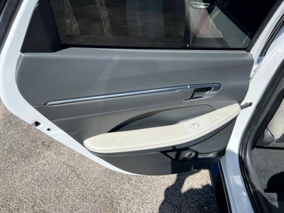2022 Hyundai Sonata Limited 4dr Sedan