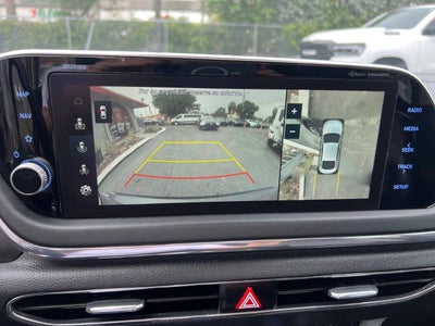 2022 Hyundai Sonata Limited 4dr Sedan