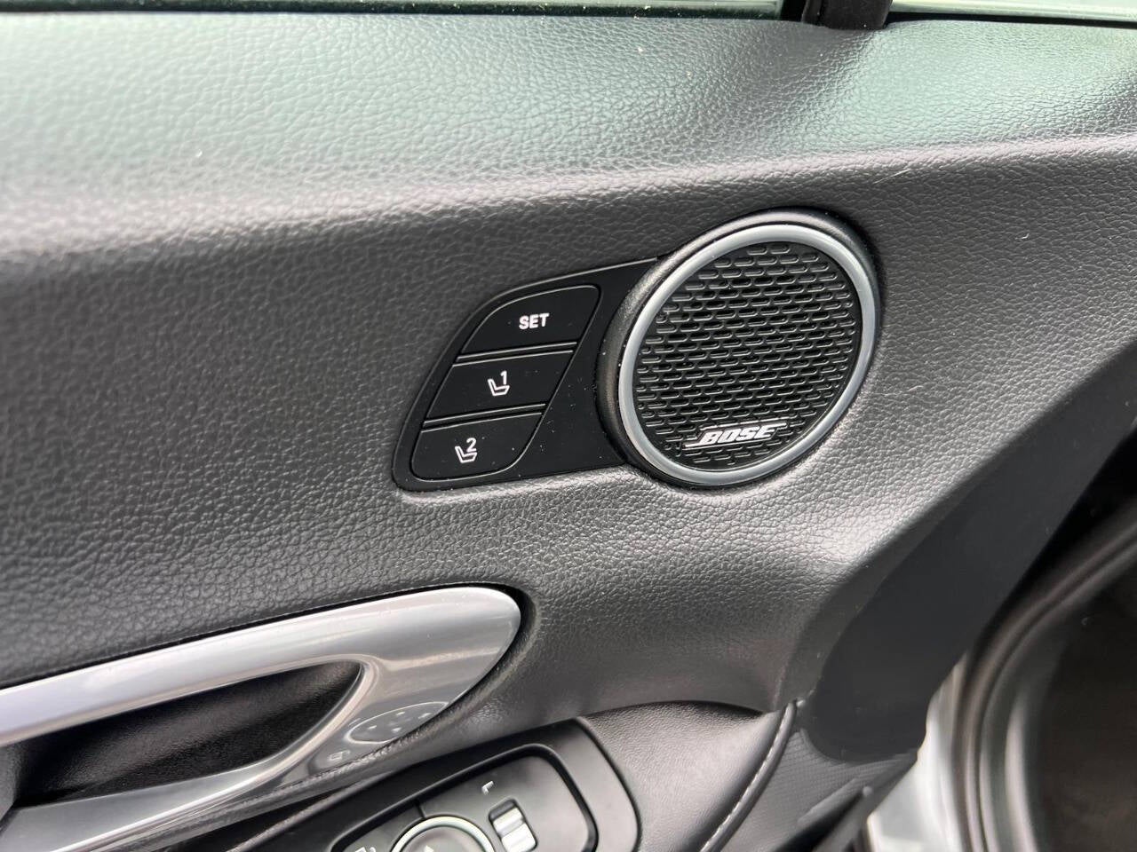 2022 Hyundai Sonata Limited 4dr Sedan