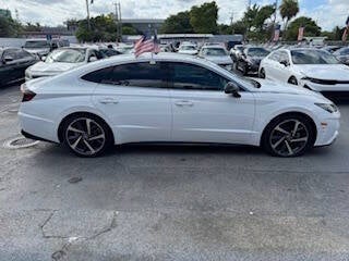 2023 Hyundai Sonata SEL Plus 4dr Sedan