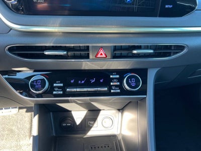 2023 Hyundai Sonata SEL Plus 4dr Sedan
