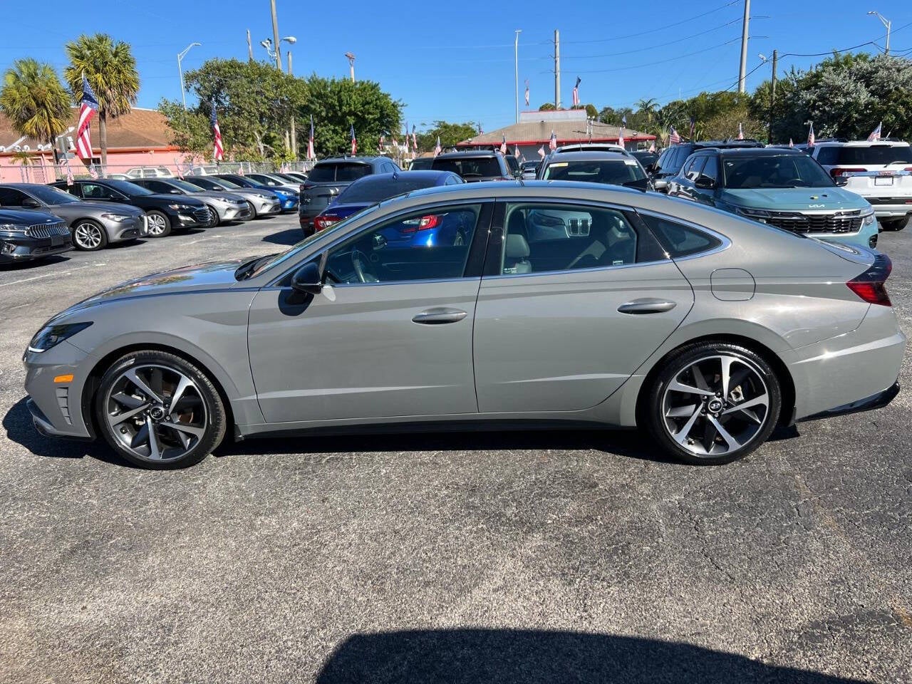 2023 Hyundai Sonata SEL Plus 4dr Sedan
