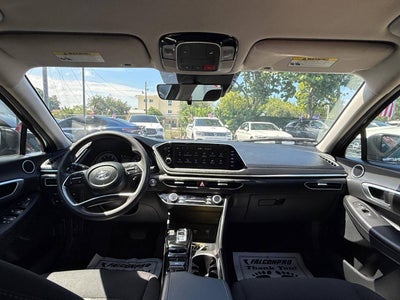 2023 Hyundai Sonata SEL 4dr Sedan