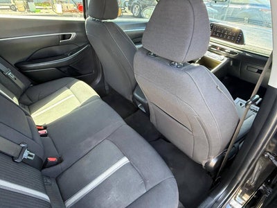2023 Hyundai Sonata SEL 4dr Sedan