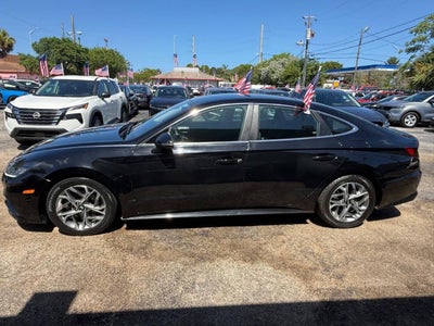 2023 Hyundai Sonata SEL 4dr Sedan