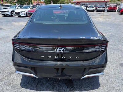 2025 Hyundai Sonata SEL AWD 4dr Sedan