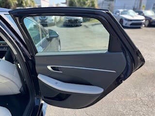 2023 Hyundai Sonata SEL 4dr Sedan