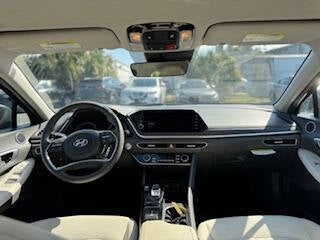 2023 Hyundai Sonata SEL 4dr Sedan