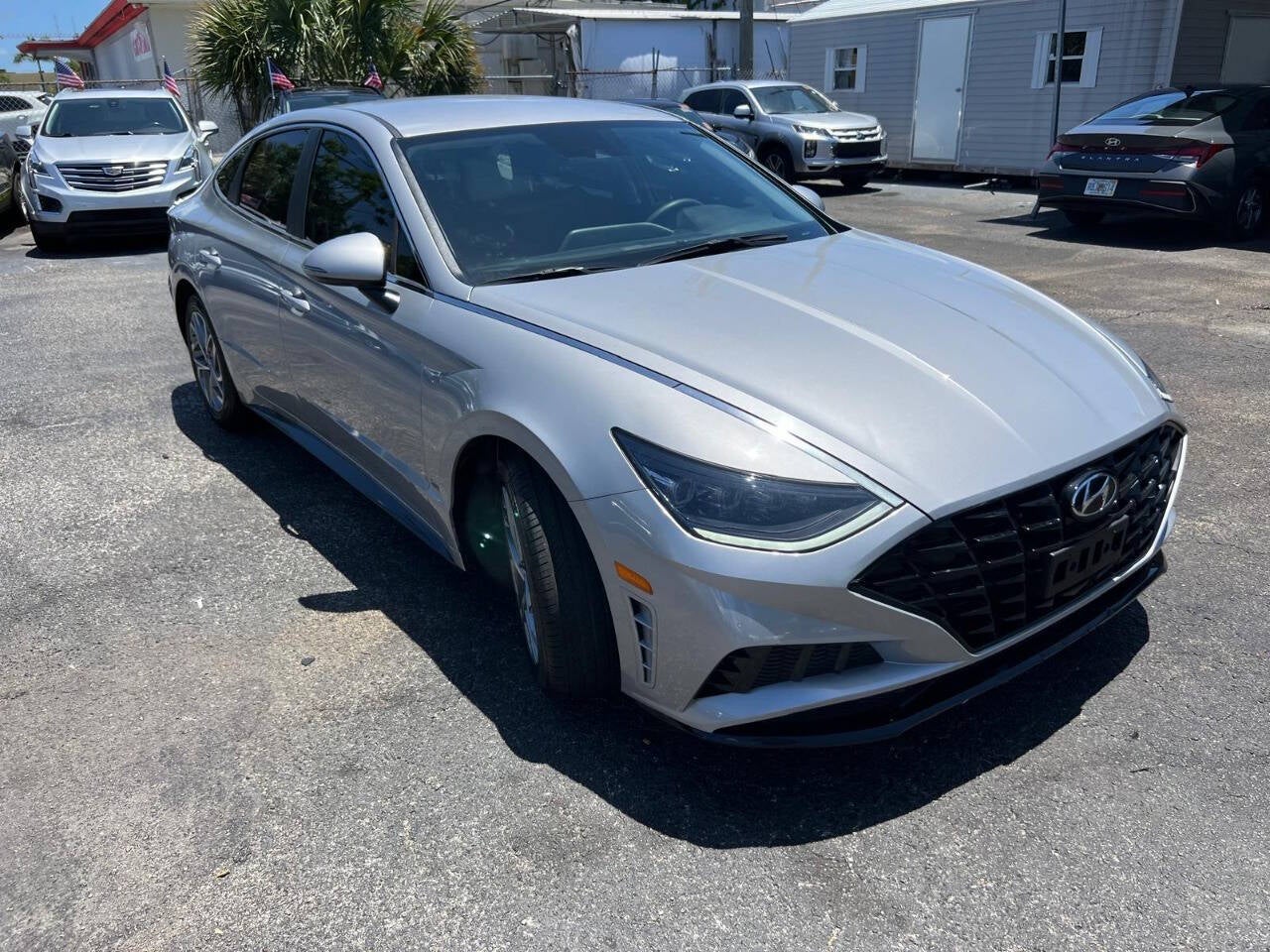 2023 Hyundai Sonata SEL 4dr Sedan