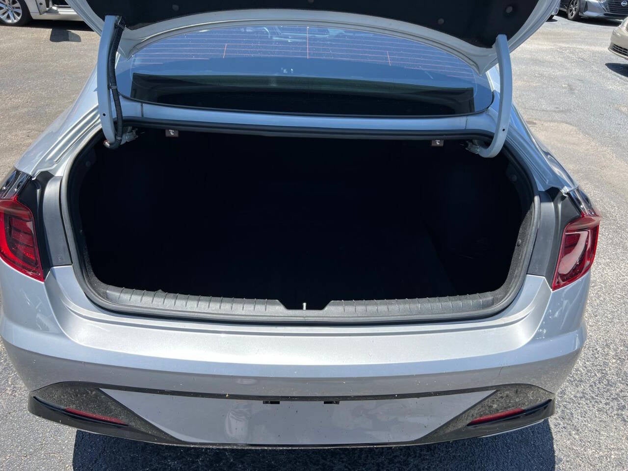 2023 Hyundai Sonata SEL 4dr Sedan