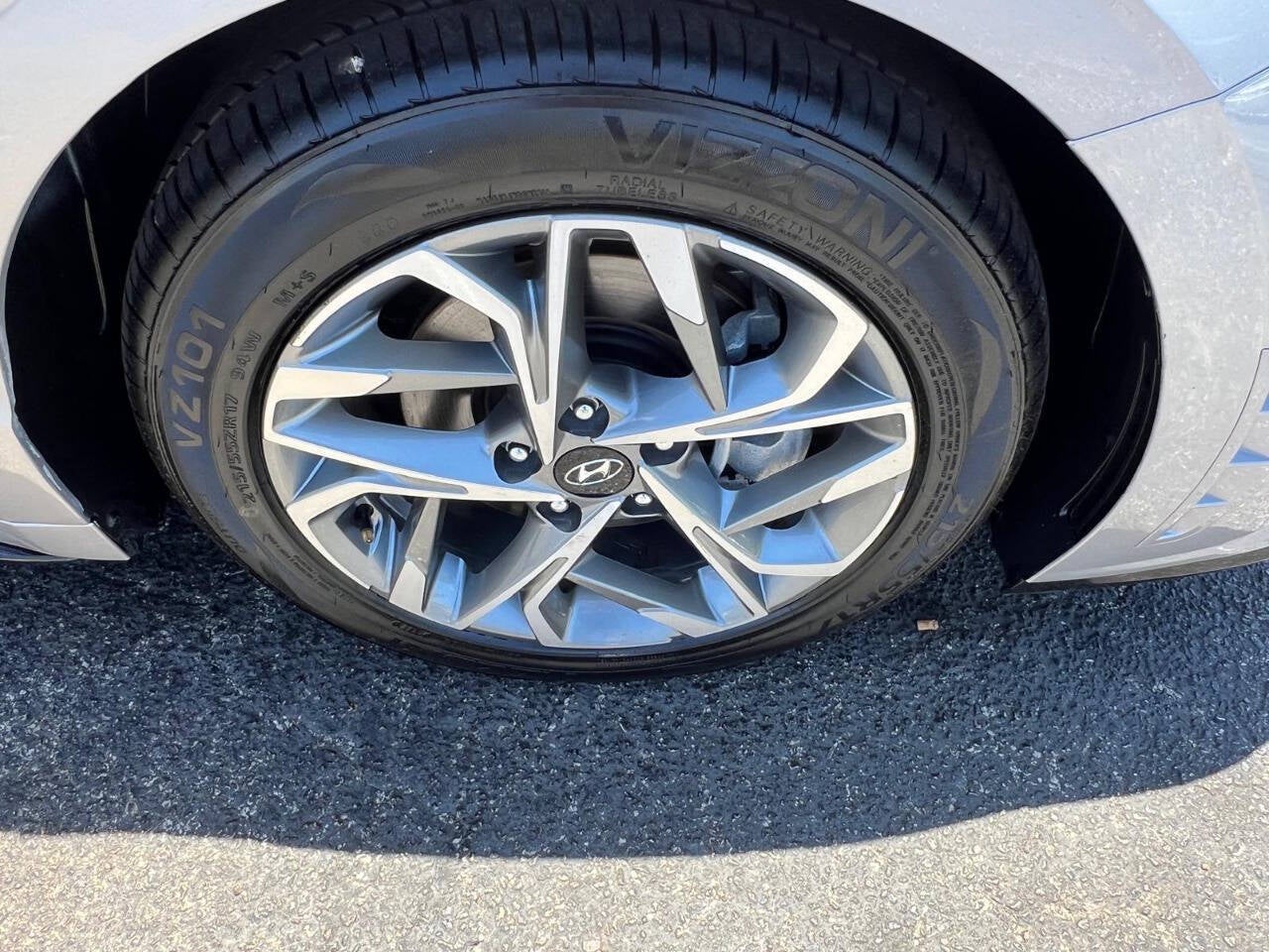 2023 Hyundai Sonata SEL 4dr Sedan