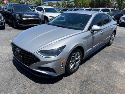 2023 Hyundai Sonata SEL 4dr Sedan