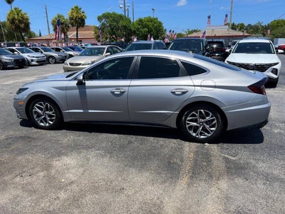 2023 Hyundai Sonata SEL 4dr Sedan
