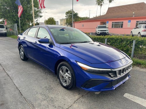 2024 Hyundai Elantra SE 4dr Sedan