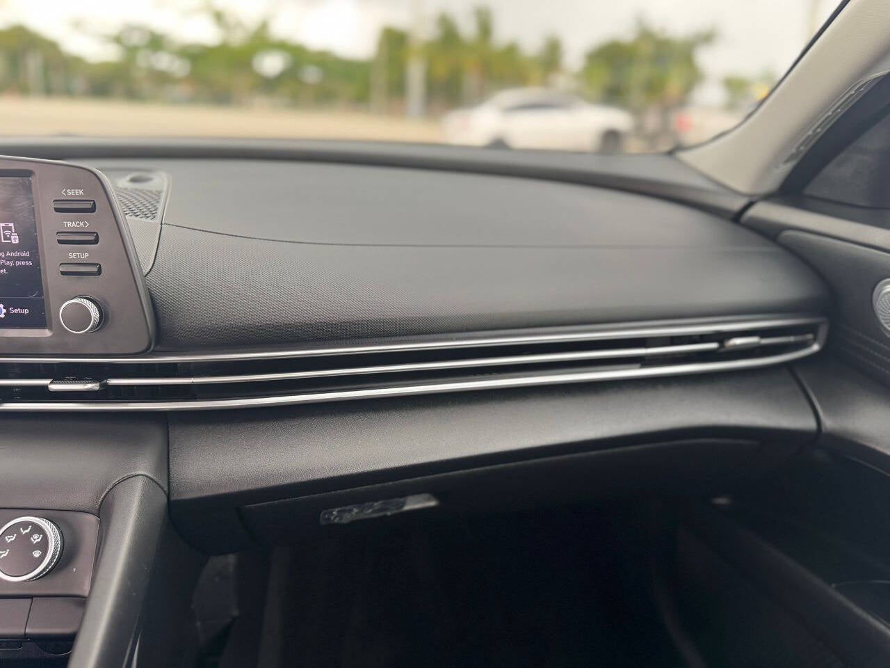 2024 Hyundai Elantra SE 4dr Sedan