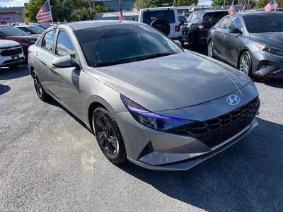 2023 Hyundai Elantra SEL 4dr Sedan SULEV