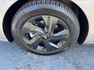 2023 Hyundai Elantra SEL 4dr Sedan SULEV